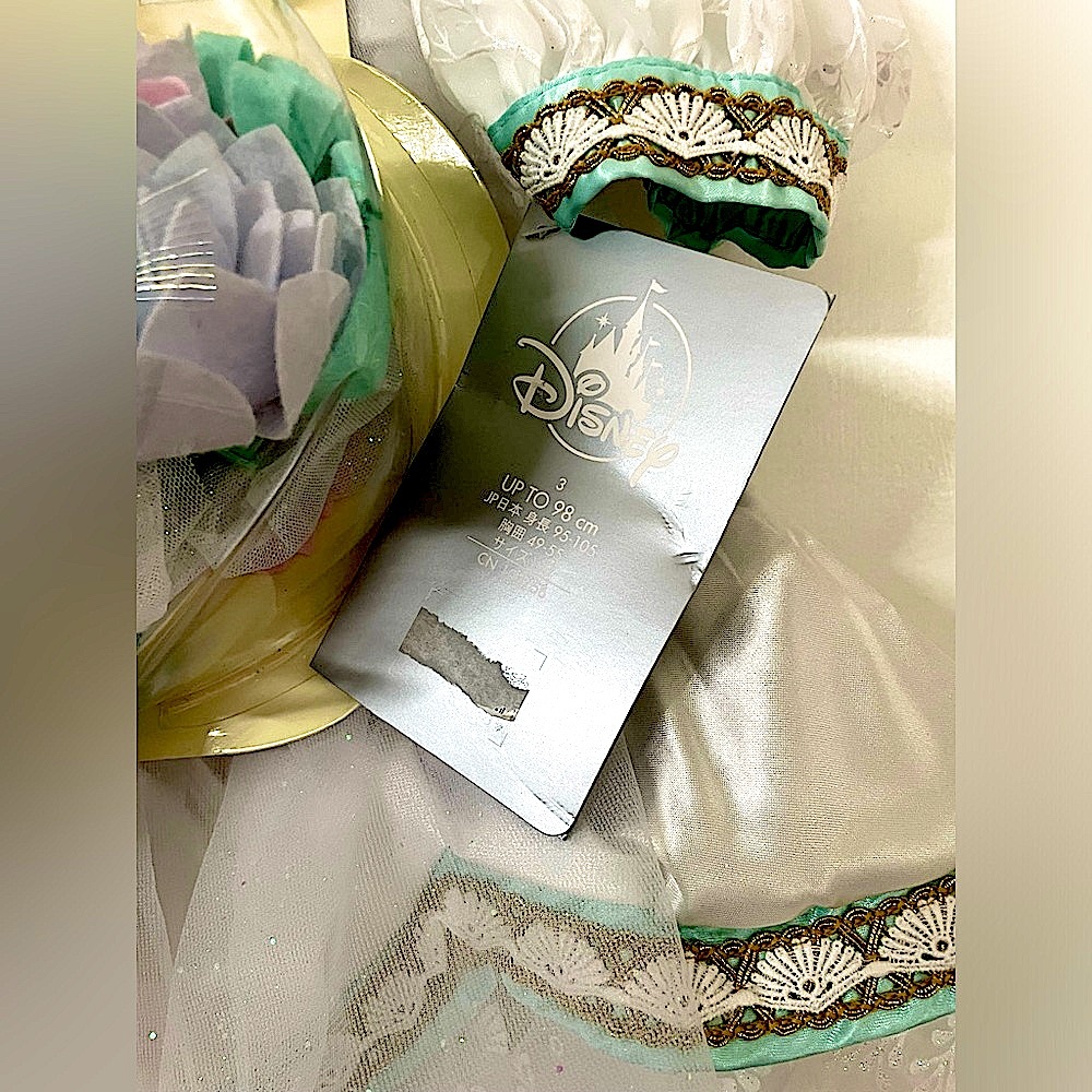 Disney Princess Ariel White and Green Dress with Floral Bouquet - Picture 4 of 7